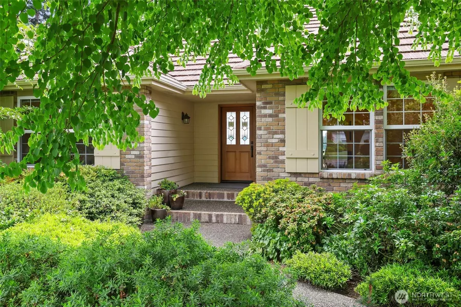 1153 Palomino DR SE, Tumwater, WA 98501