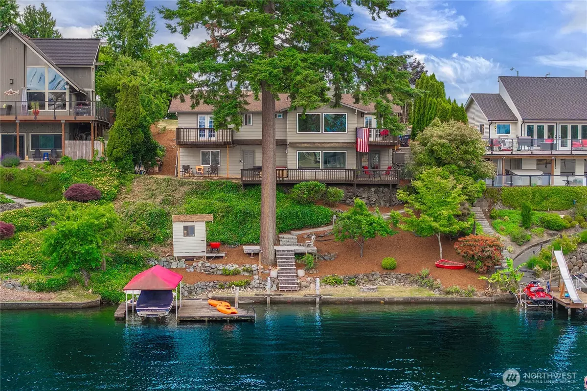 Lake Tapps, WA 98391,2505 211th Ave E