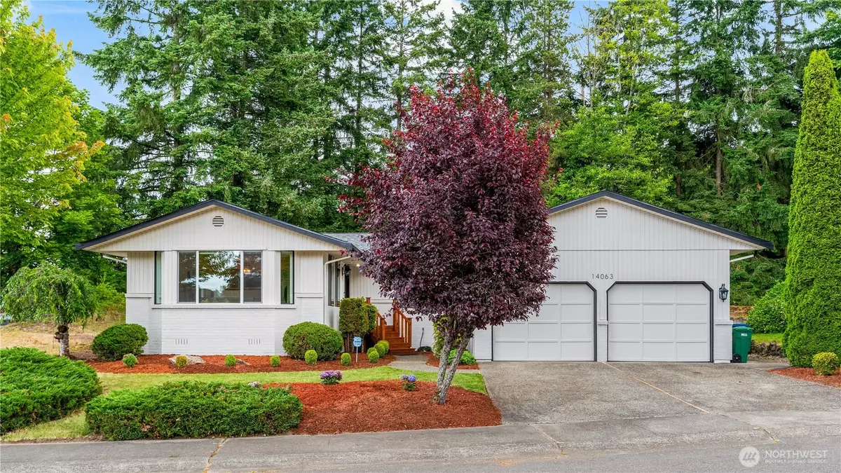 Renton, WA 98058,14063 SE 159th PL