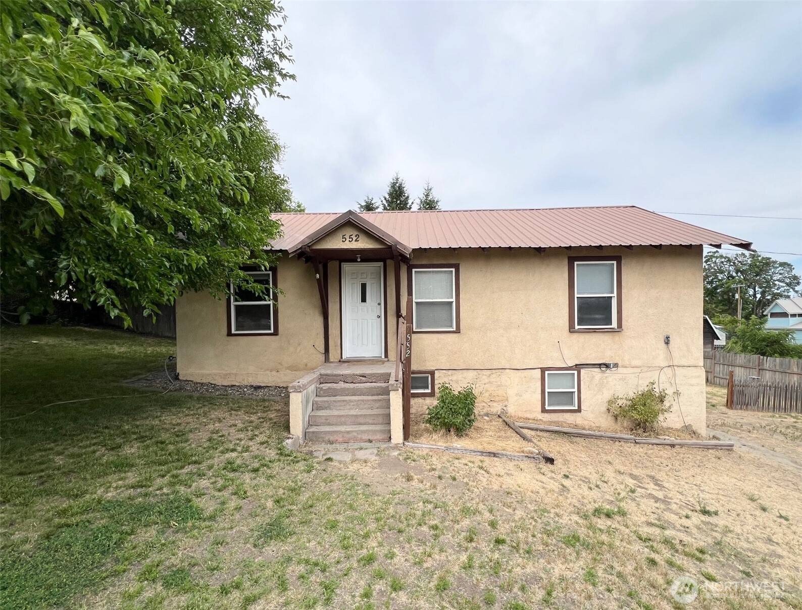 552 Maple ST S, Okanogan, WA 98844