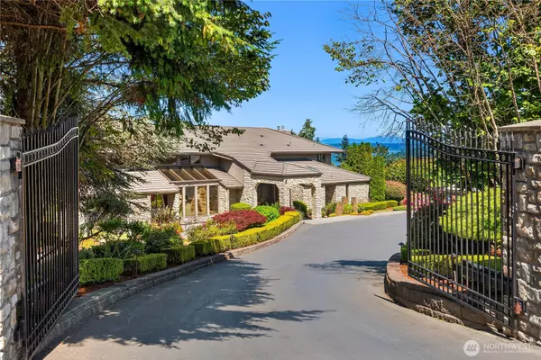 Tacoma, WA 98422,6411 View ST NE