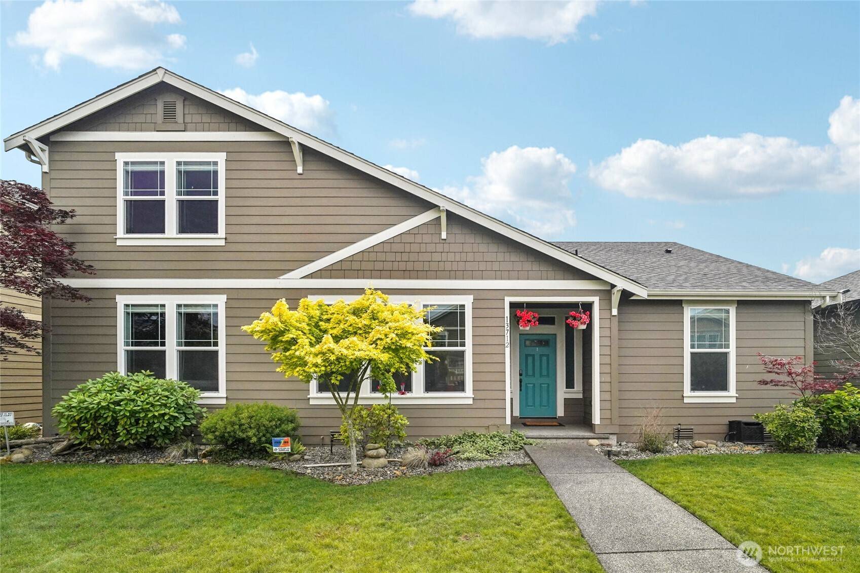 13712 Big Sky DR E, Bonney Lake, WA 98391