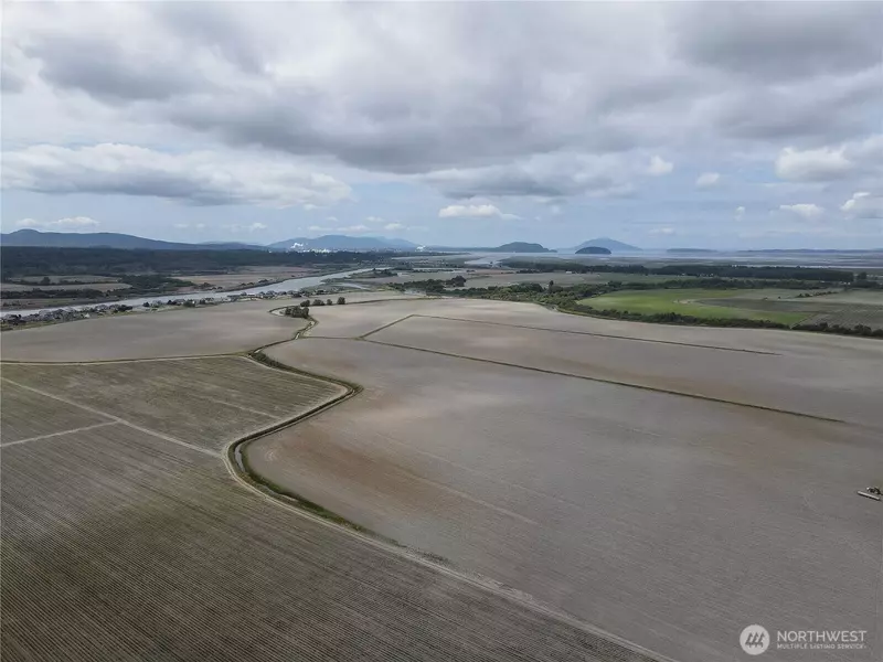 0 Downey RD, Mount Vernon, WA 98273