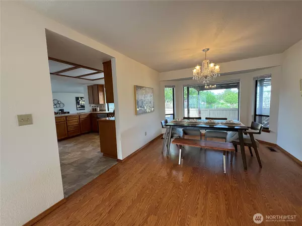 Tacoma, WA 98445,18509 22nd AVE E