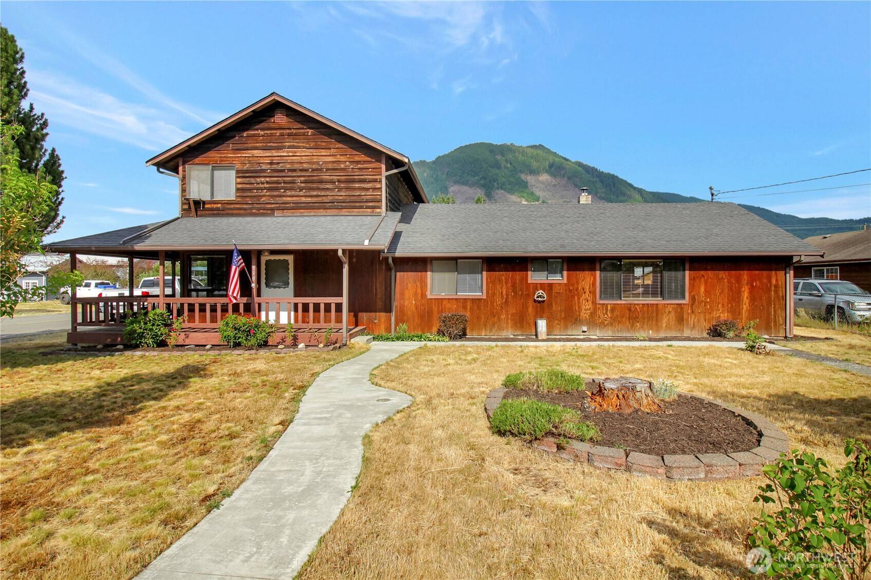 930 Commercial AVE, Darrington, WA 98241