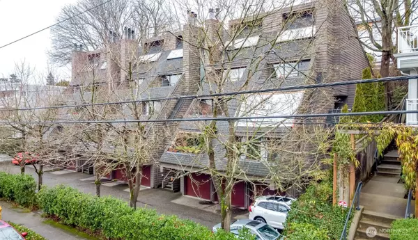 3030 14th AVE W #303, Seattle, WA 98119