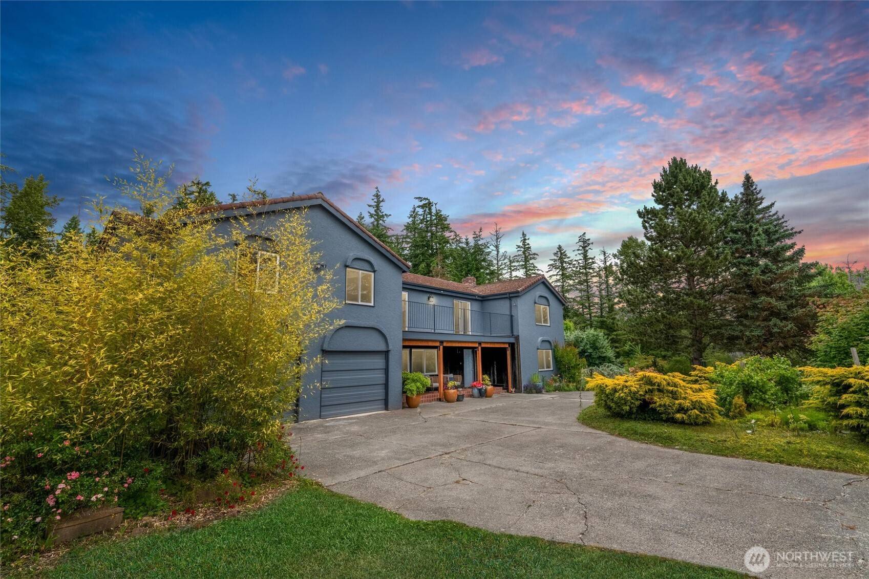 2584 E Smith RD, Bellingham, WA 98226