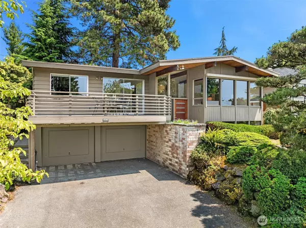 5036 45th AVE NE, Seattle, WA 98105