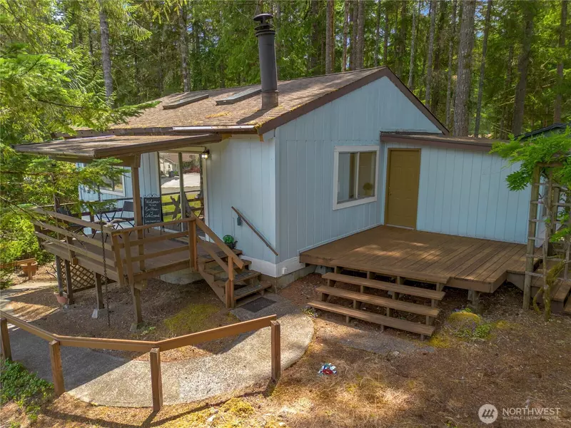 1681 E Saint Andrews DR N, Shelton, WA 98584