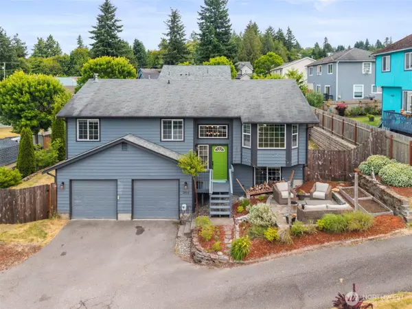 2954 Lowren LOOP, Port Orchard, WA 98366