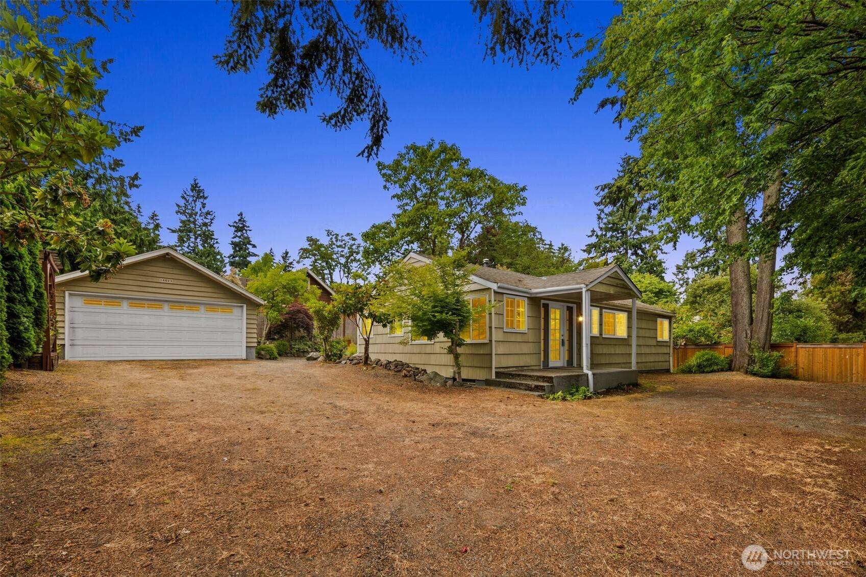 14023 Meridian AVE N, Seattle, WA 98133