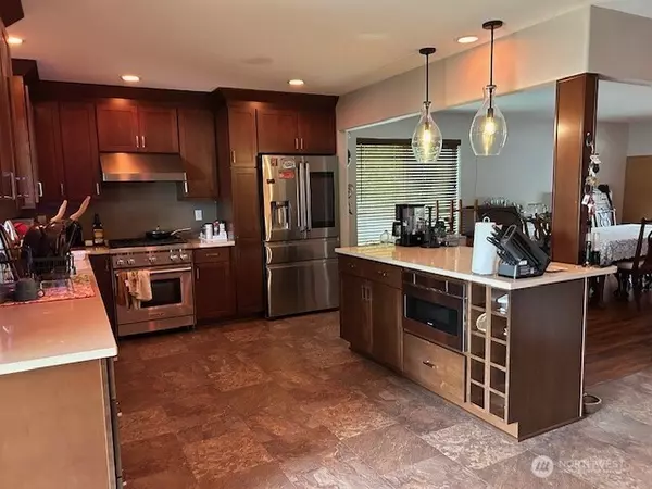 Eatonville, WA 98328,120 Antonie AVE N