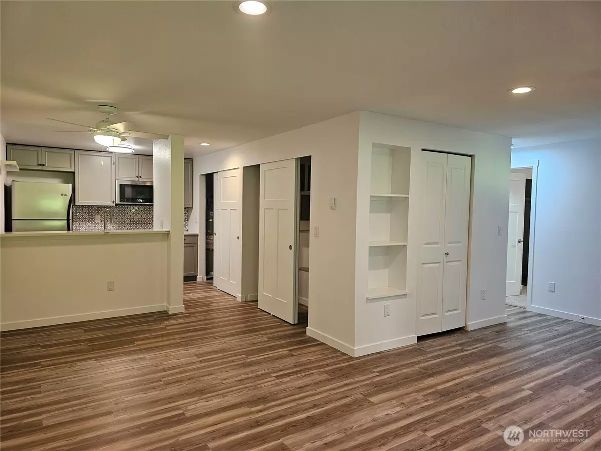 Federal Way, WA 98003,509 S 323rd PL #15E