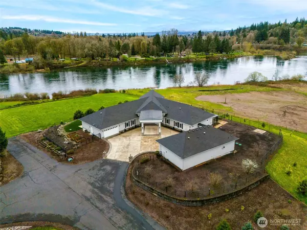 2567 Lewis River RD, Woodland, WA 98674
