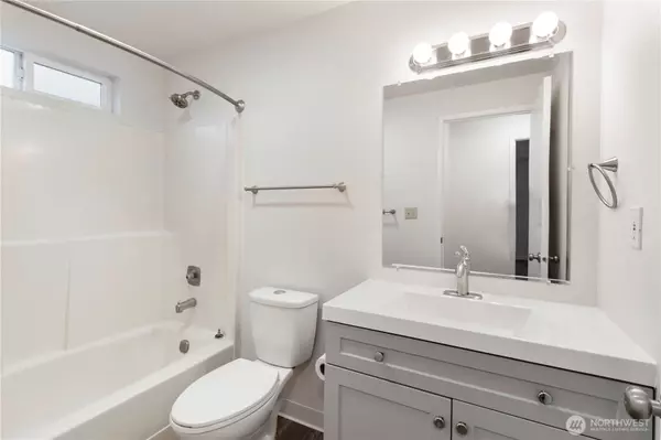 Auburn, WA 98002,3834 D PL SE