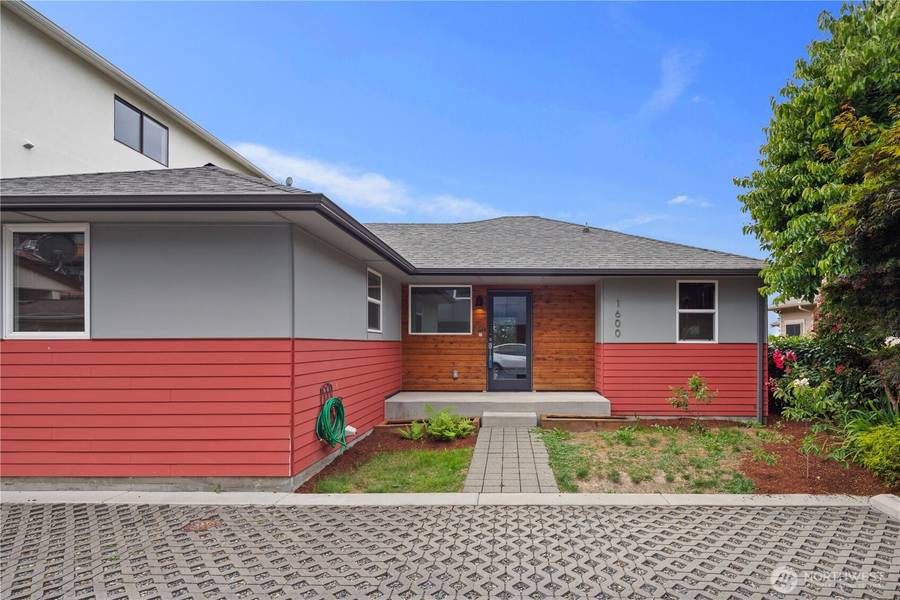 1600 11th AVE S, Seattle, WA 98134