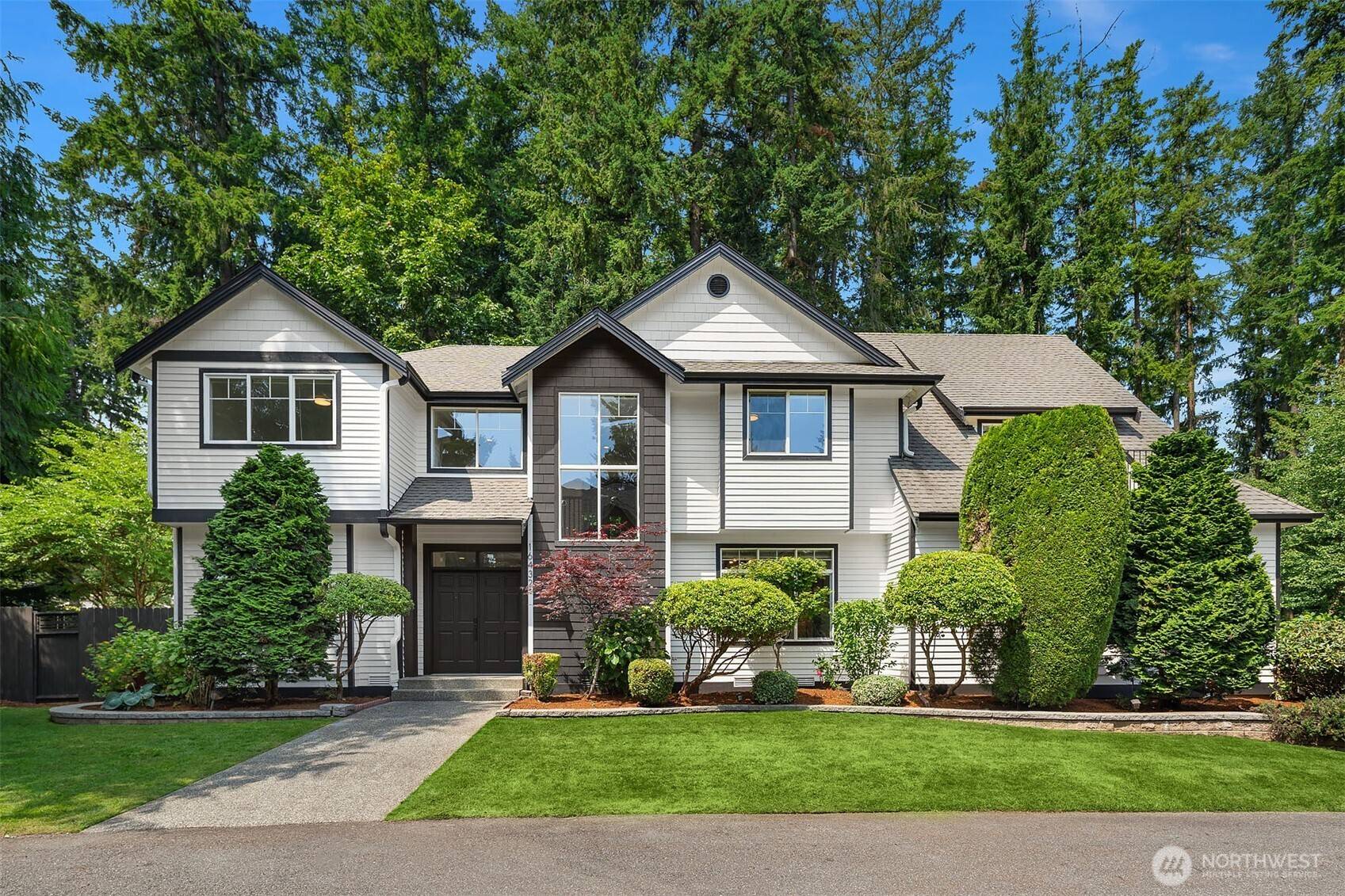 16432 SE 24th ST, Bellevue, WA 98008