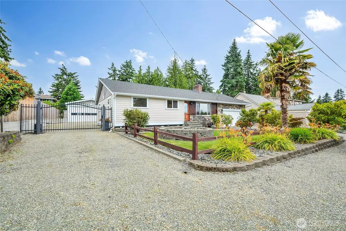 Edmonds, WA 98020,832 Birch ST