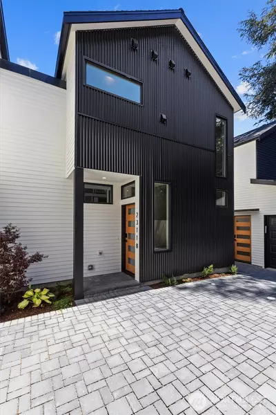 2311 N 135th ST #B, Seattle, WA 98133