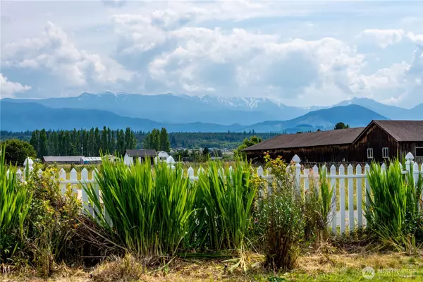 Port Angeles, WA 98362,1391 Finn Hall RD