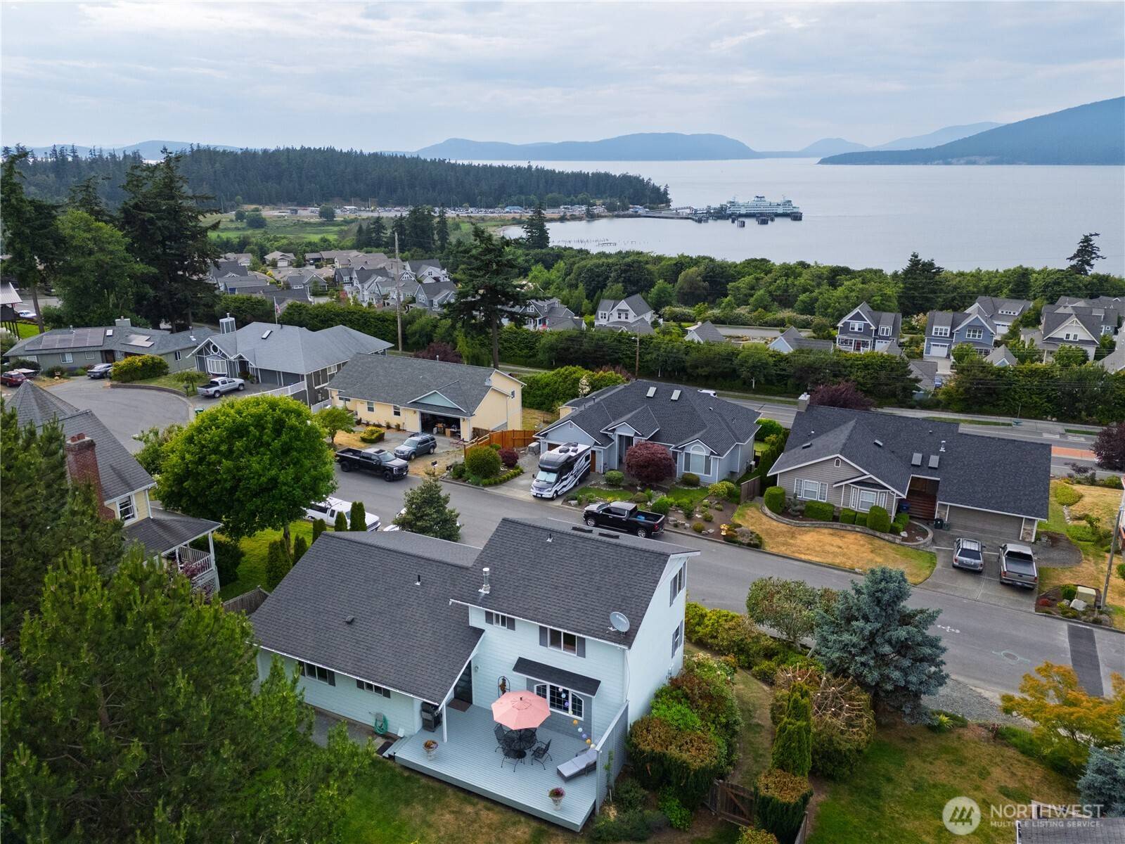4607 Camano PL, Anacortes, WA 98221