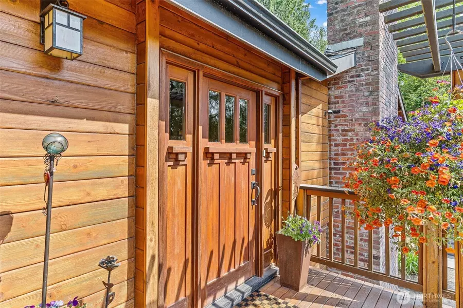 16121 NE 160th ST, Woodinville, WA 98072