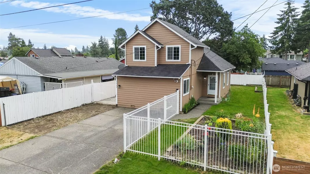 1704 Lafayette ST S, Tacoma, WA 98444