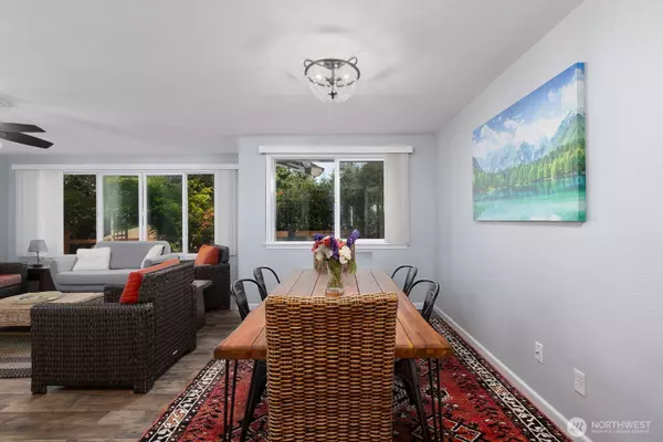 Lakewood, WA 98498,124 Crestwood DR SW