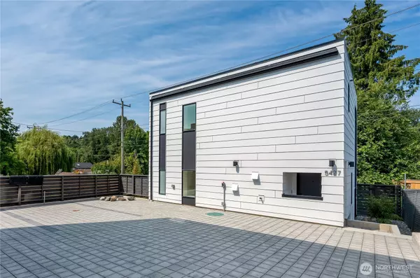 5427 25th AVE SW, Seattle, WA 98106