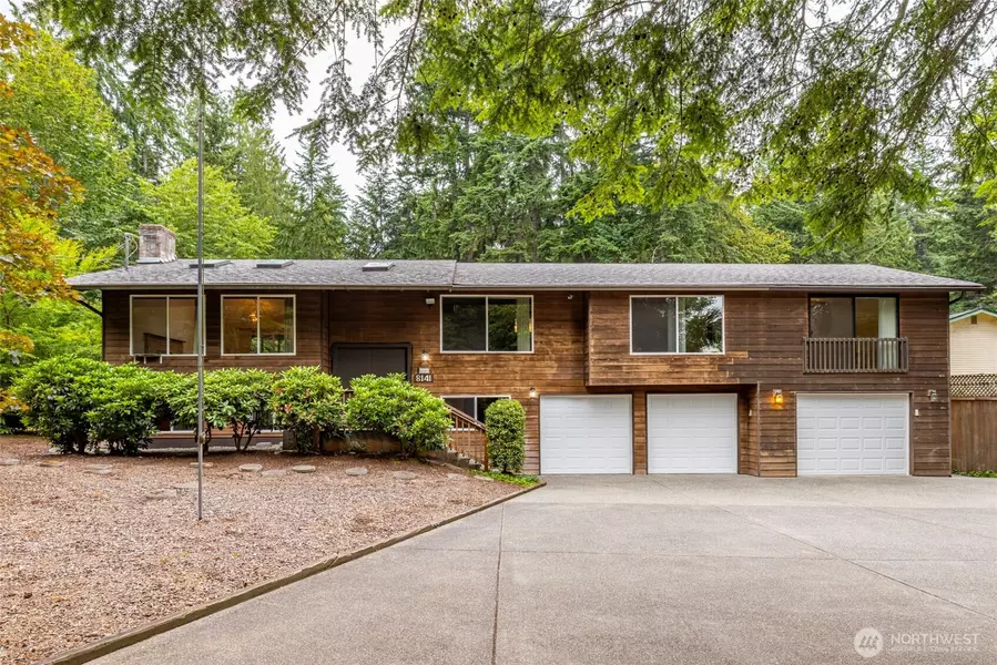 8141 Old Military RD NE, Bremerton, WA 98311