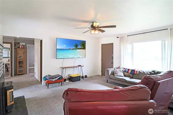 Morton, WA 98356,183 Wood AVE