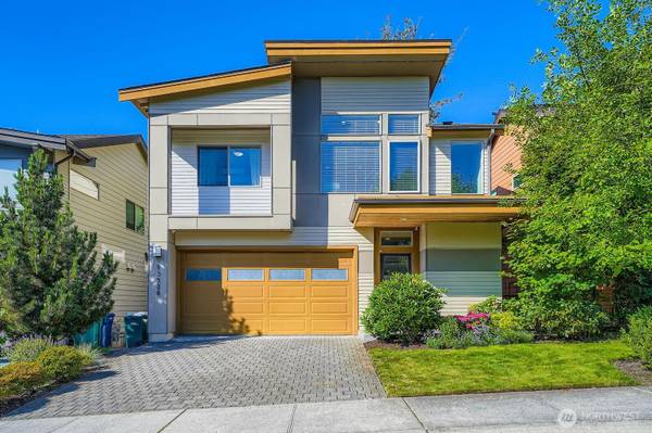 13528 SE 81st PL #12, Newcastle, WA 98059