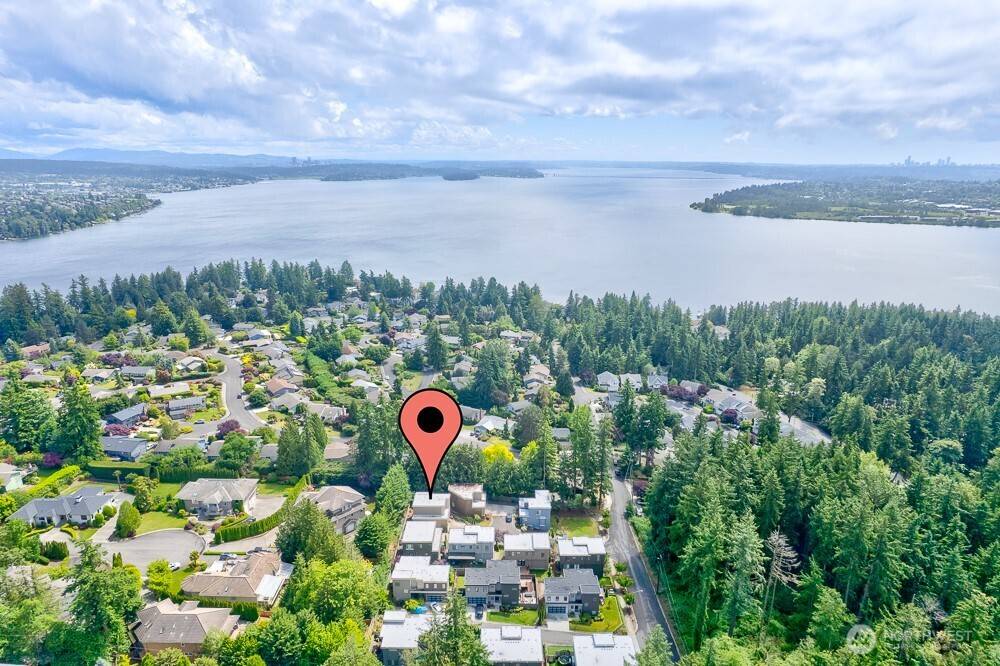 8015 NE 116th PL, Kirkland, WA 98034