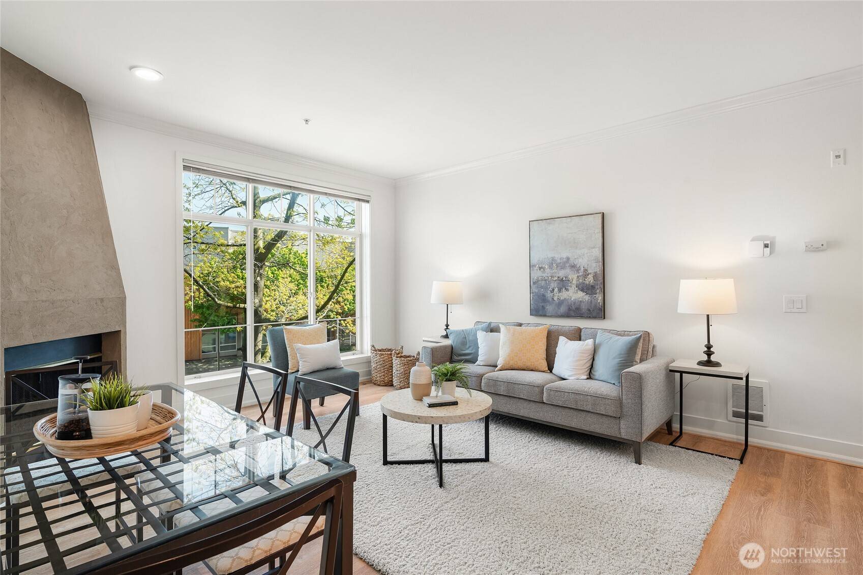 4031 Aurora AVE N #201, Seattle, WA 98103