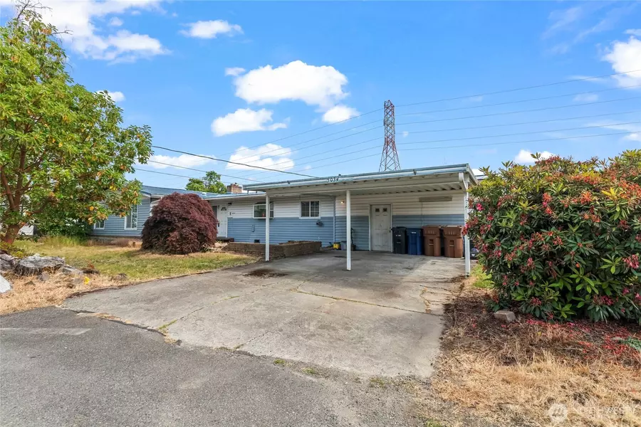 5034 30th ST NE, Tacoma, WA 98422