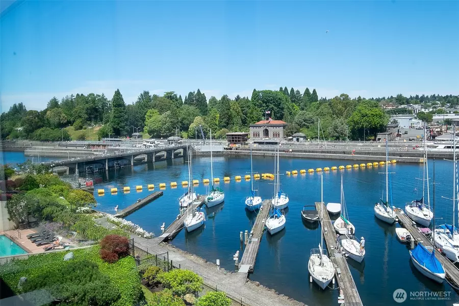3100 W Commodore WAY #307, Seattle, WA 98199
