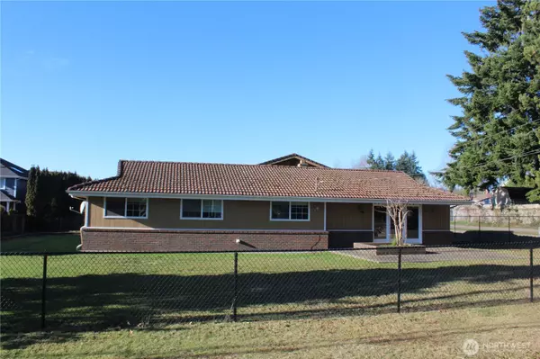 13425 160th AVE SE, Renton, WA 98059