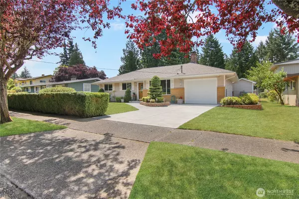 3821 S 250th ST, Kent, WA 98032