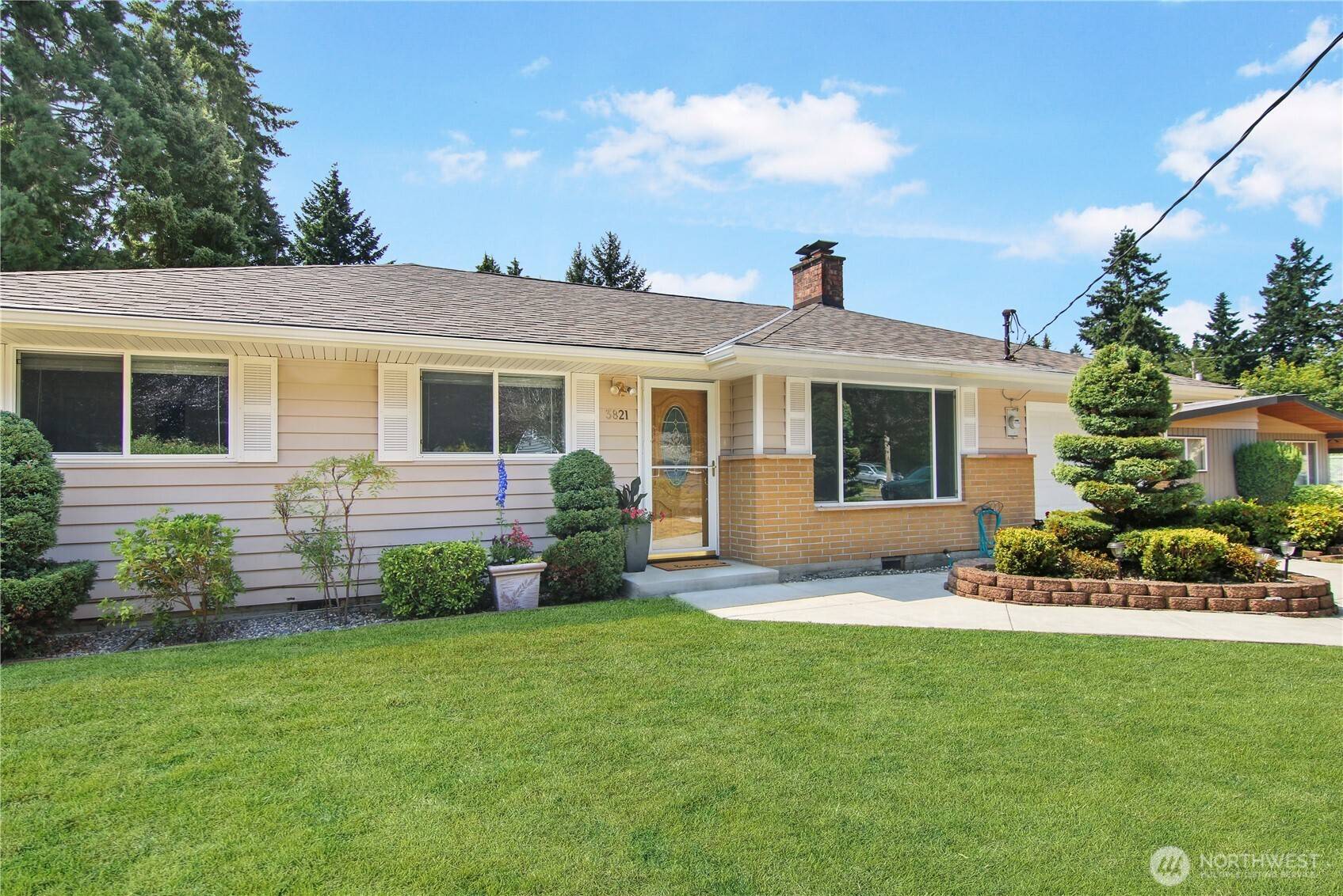 Kent, WA 98032,3821 S 250th ST