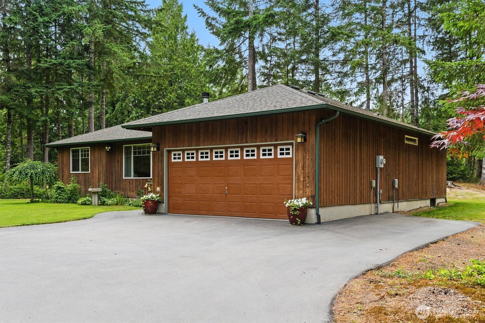 16828 NW One Mile RD, Seabeck, WA 98380