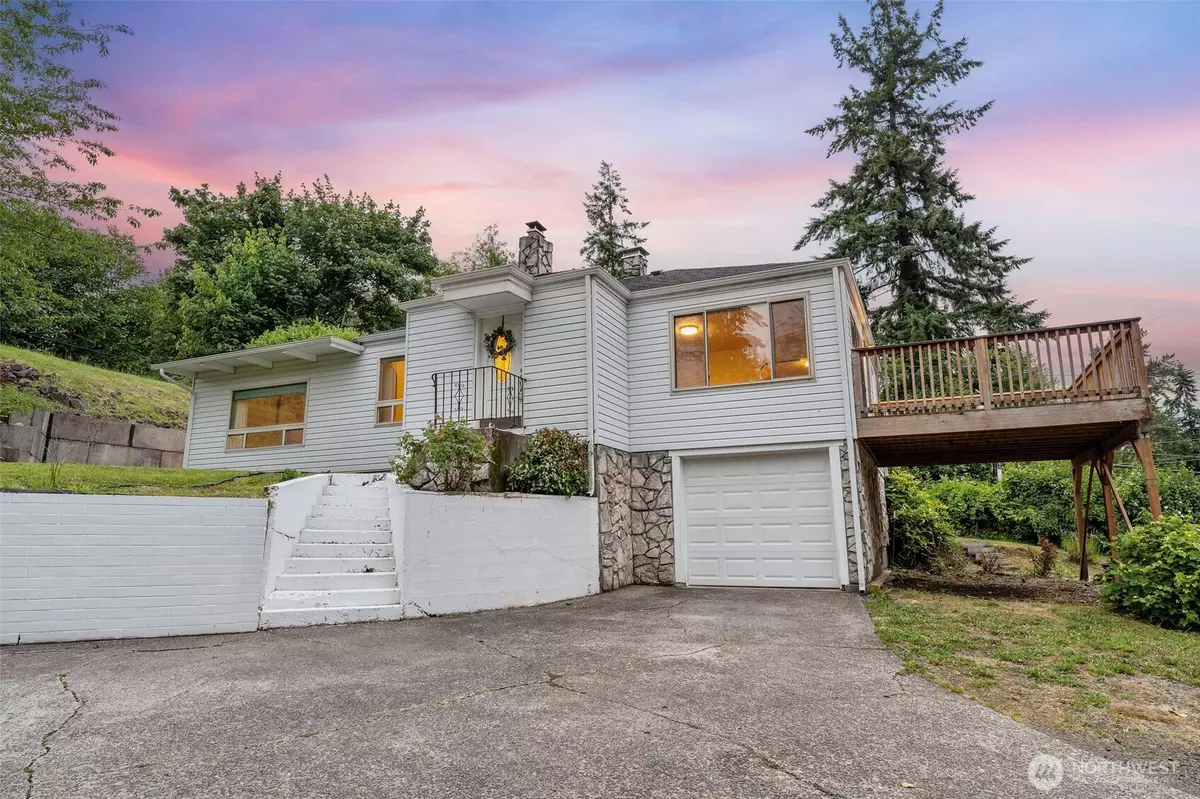 Longview, WA 98632,123 Scenic View DR