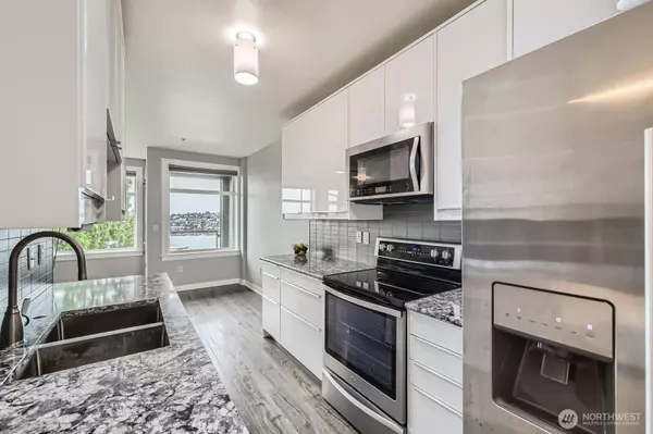 Seattle, WA 98109,655 Crockett ST #B304