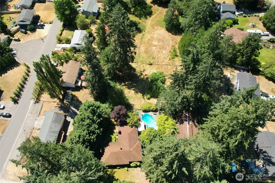16006 Spanaway Loop RD S, Spanaway, WA 98387