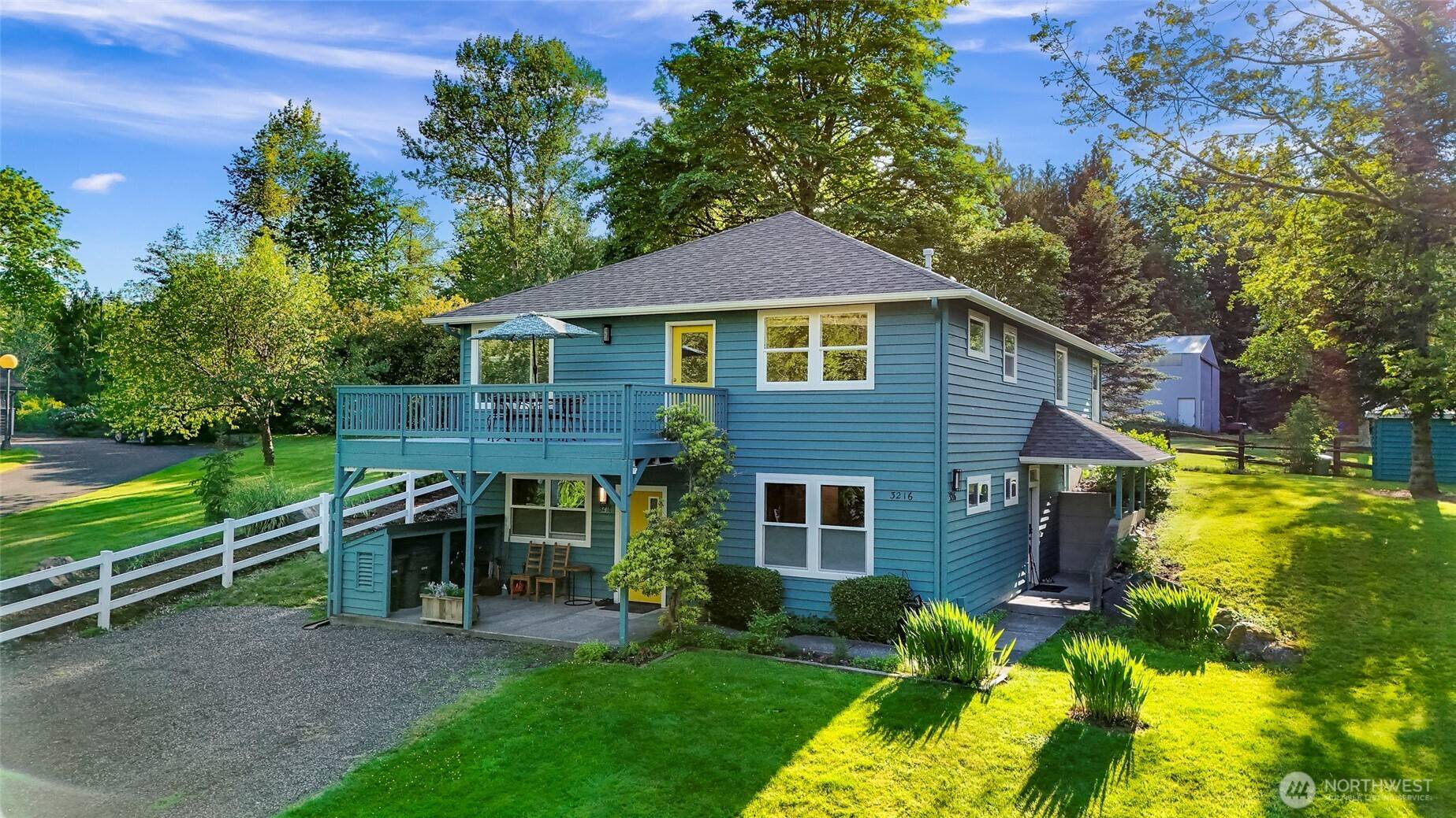 3216 Edwards ST, Bellingham, WA 98229
