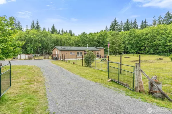 Chehalis, WA 98532,1332 Centralia Alpha RD