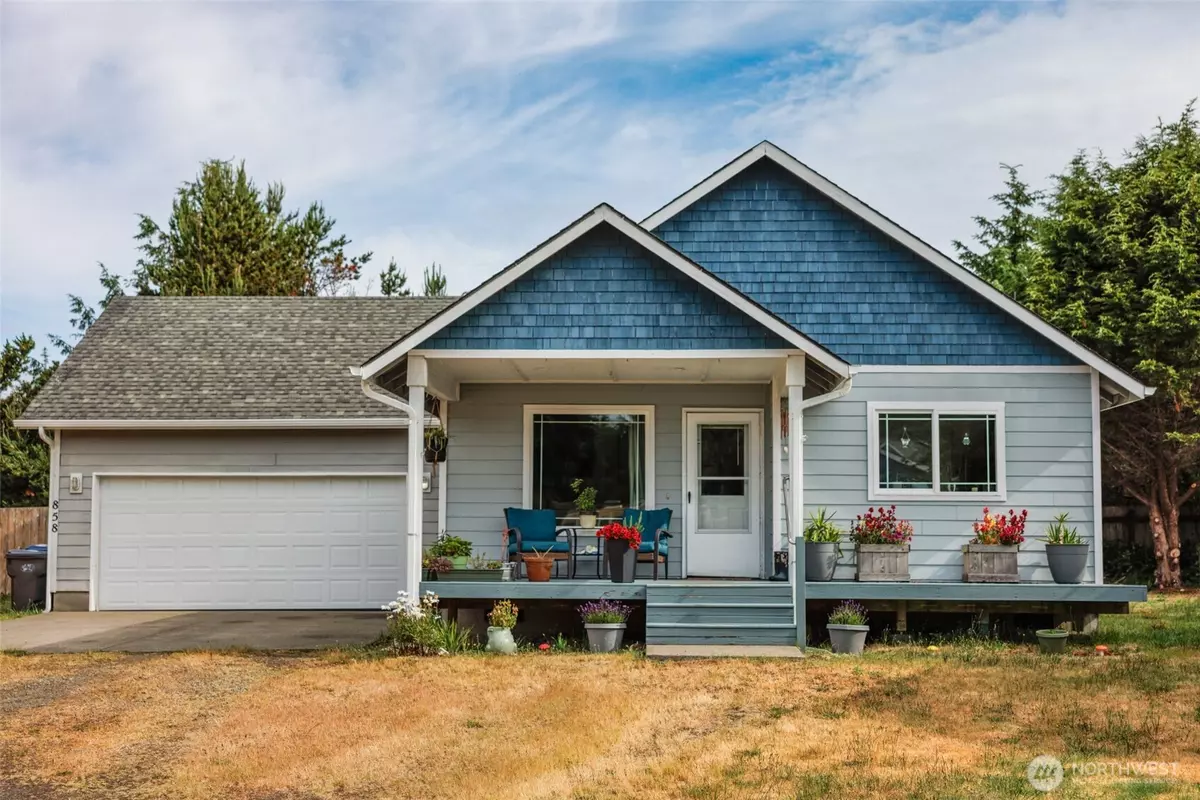 Ocean Shores, WA 98569,858 Willow CT SW