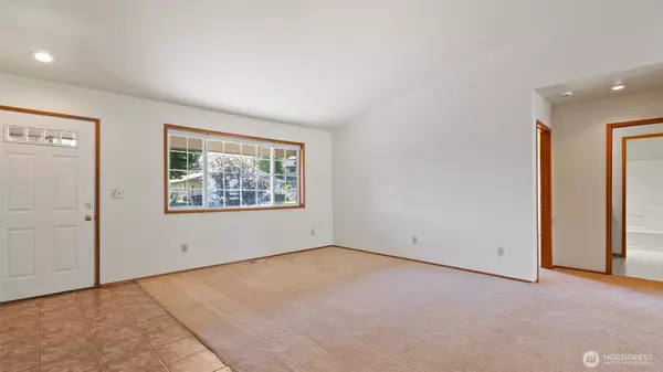 College Place, WA 99324,102 SE Maple