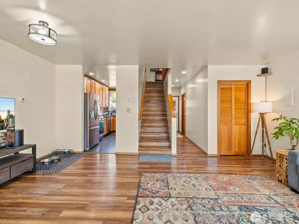 Camano Island, WA 98282,139 Maple ST