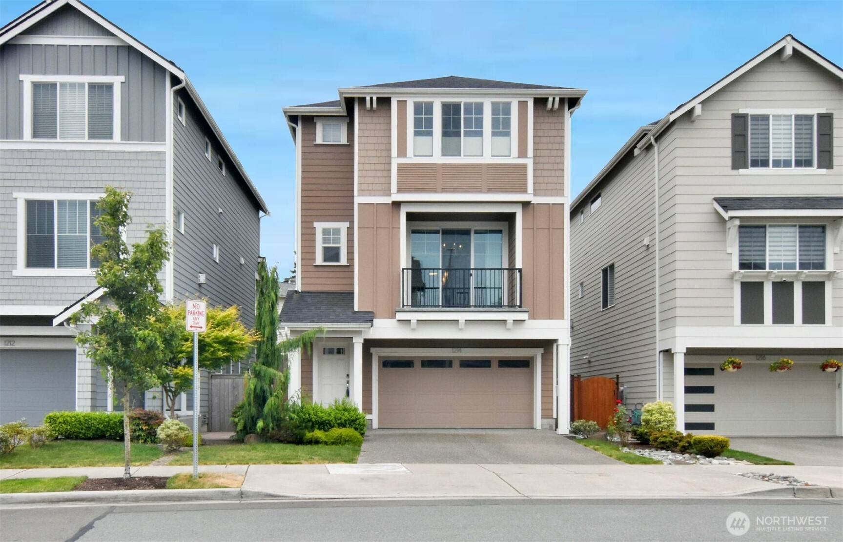 1214 141st PL SW, Lynnwood, WA 98087