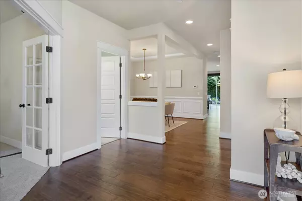 Kirkland, WA 98033,6555 125th AVE NE